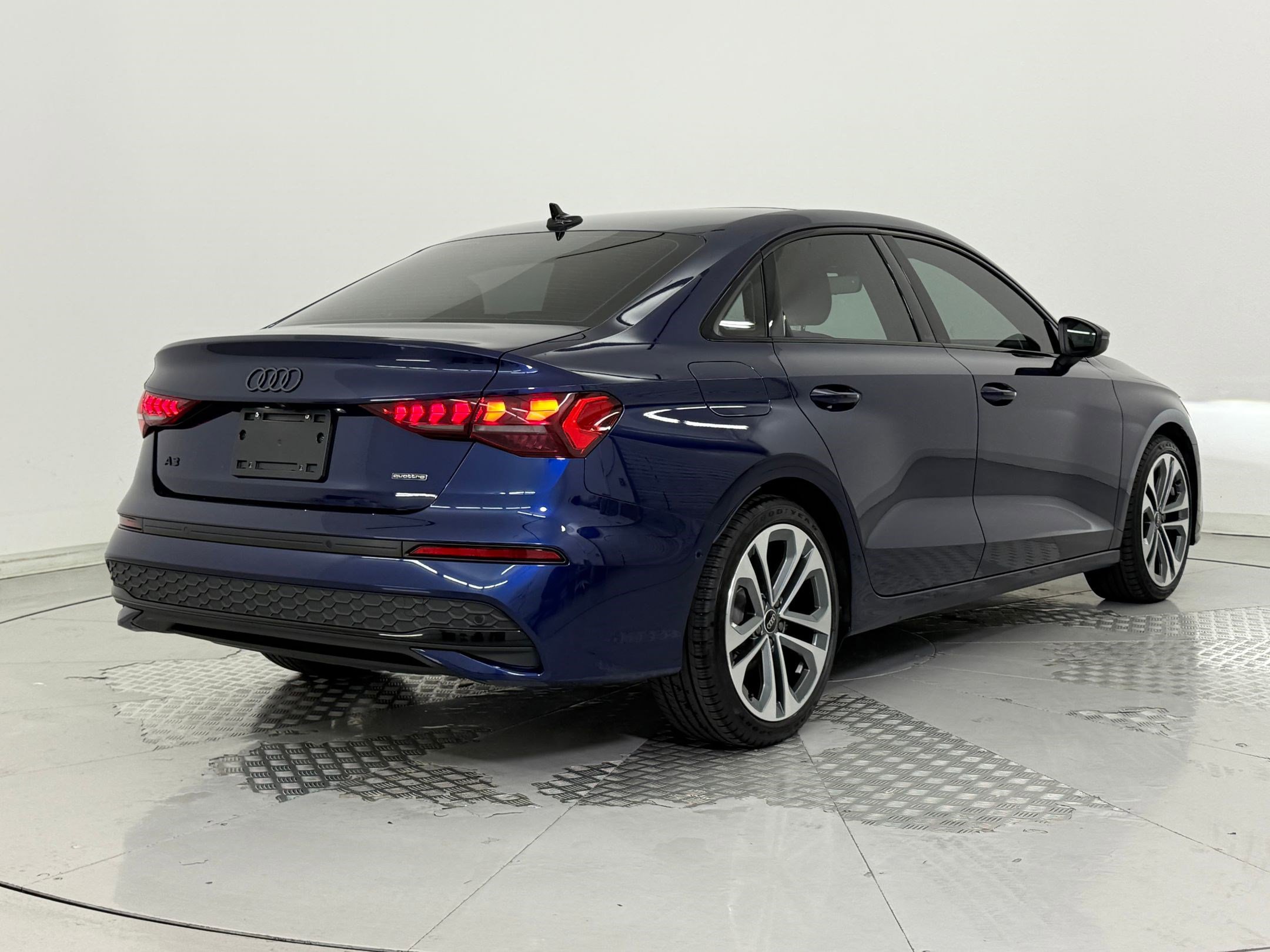 Certified 2025 Audi A3 2.0T Premium w/ Black Optic Package image 9