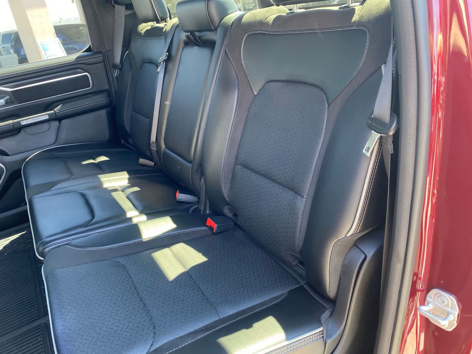 Used 2023 RAM 1500 Laramie AWD/4WD image 12