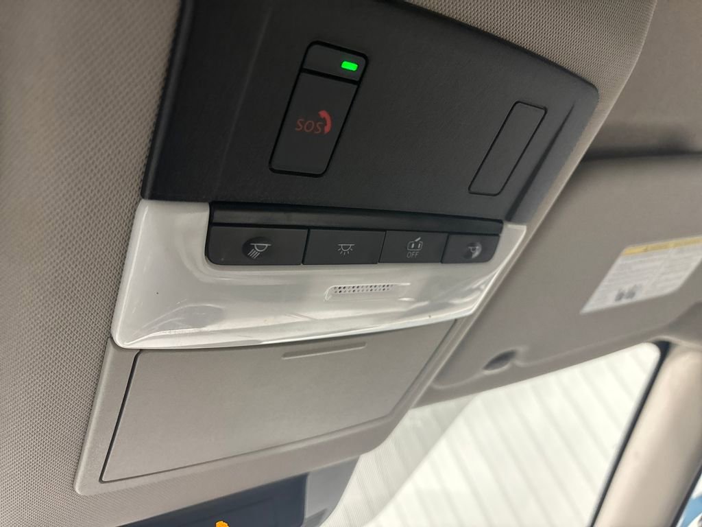 Used 2023 Nissan Rogue SV image 27