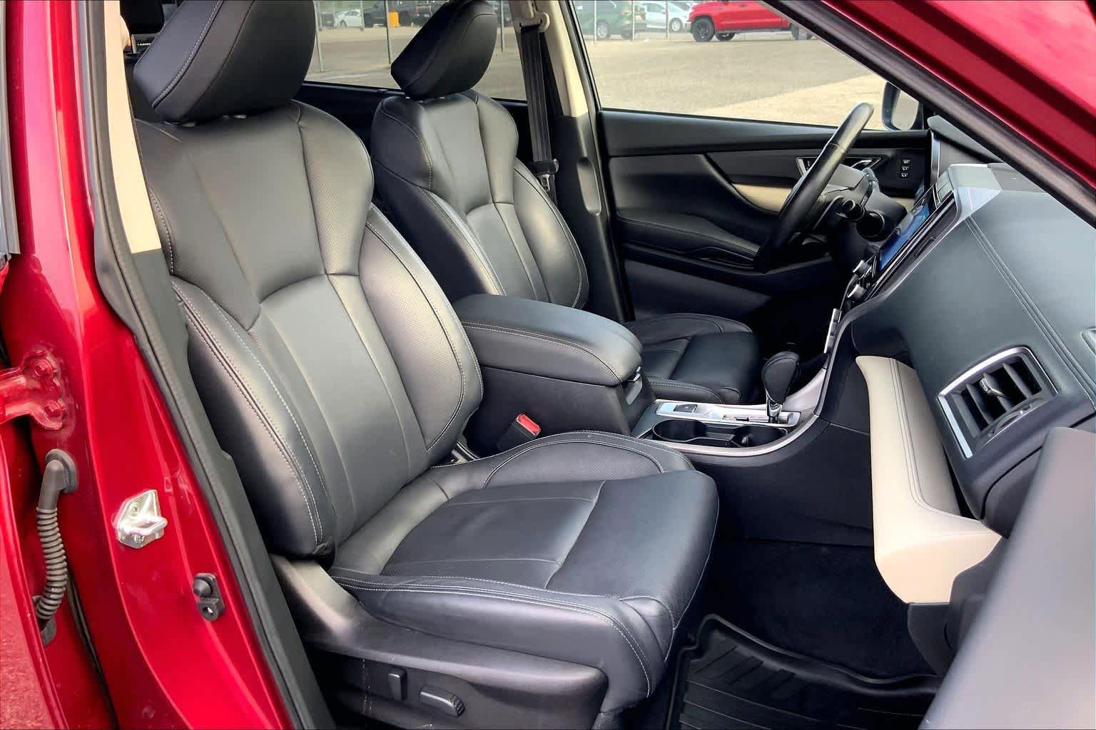 Used 2022 Subaru Ascent Limited AWD/4WD image 9