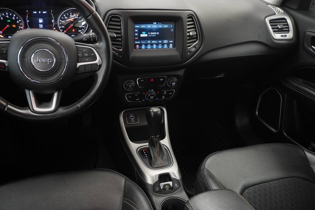 Used 2019 Jeep Compass Latitude image 21