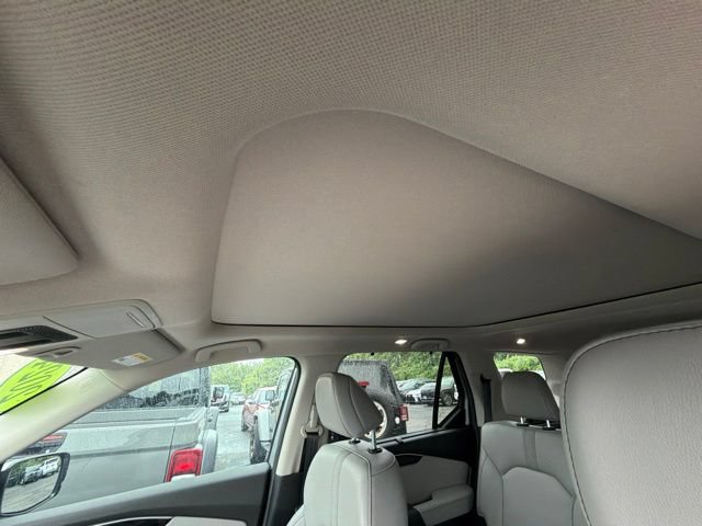 Used 2024 Honda Pilot Touring image 15