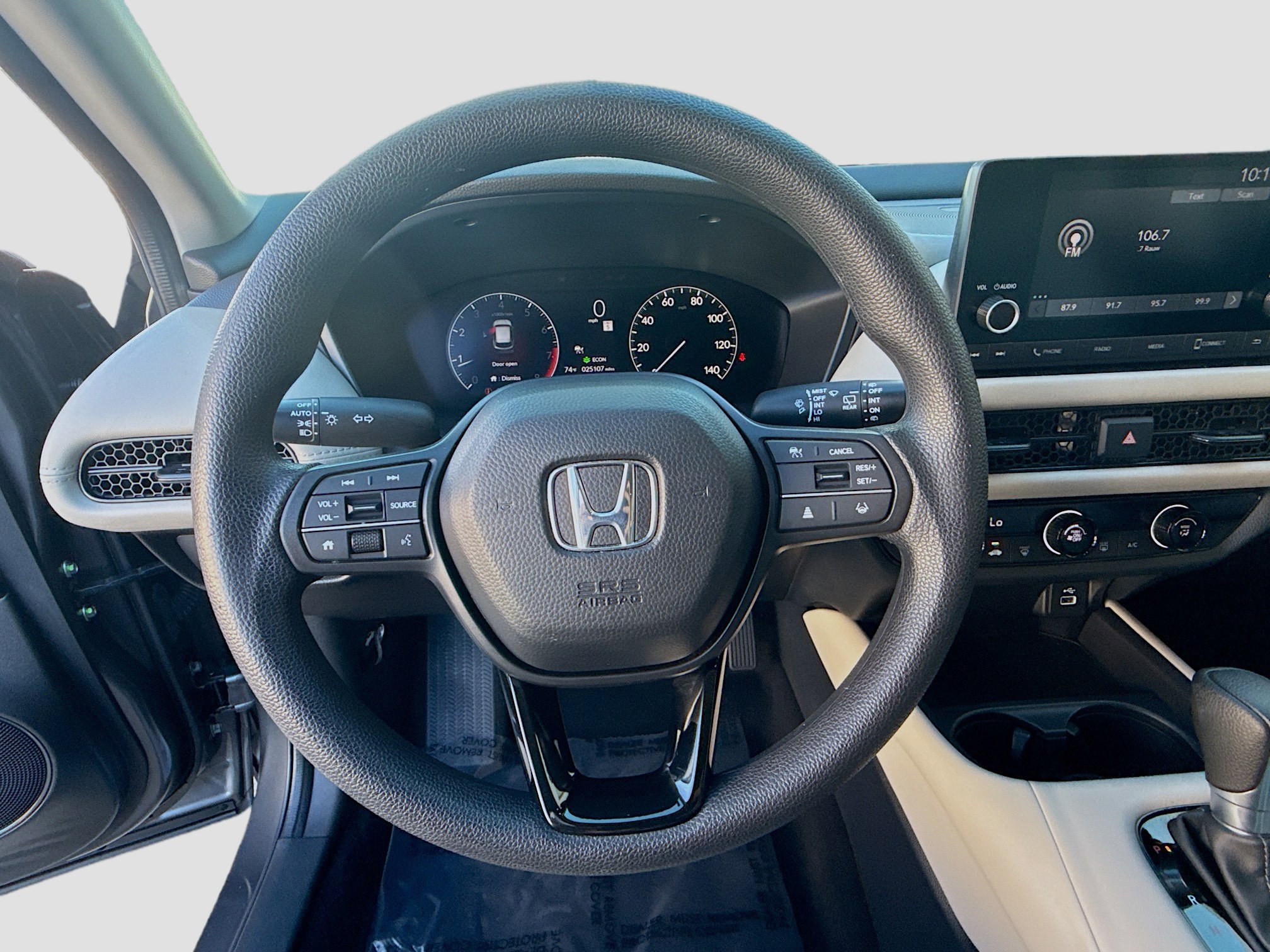 Used 2025 Honda HR-V LX image 8