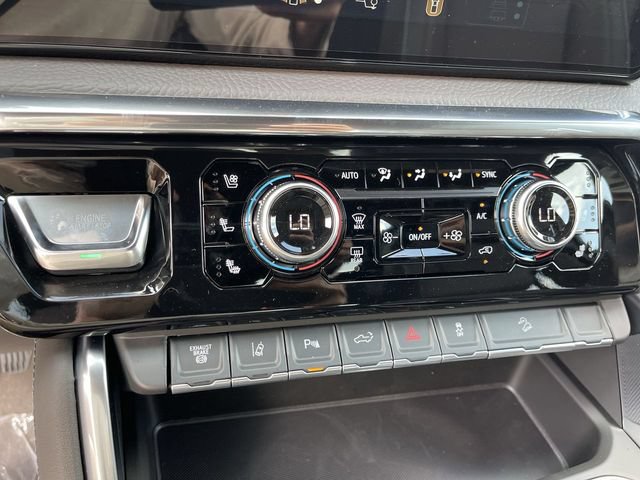 New 2026 GMC Sierra 2500 Denali w/ Denali Reserve Package AWD/4WD image 18