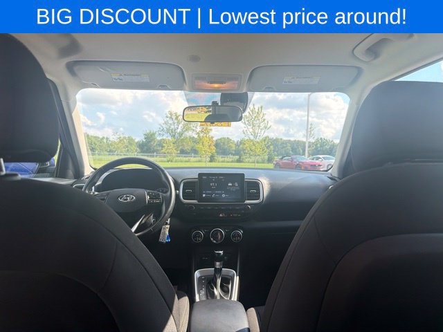 Used 2021 Hyundai Venue SEL FWD image 15