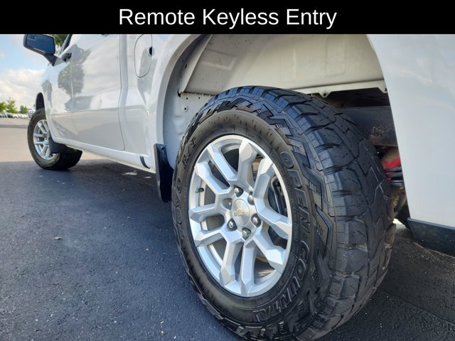 Used 2024 Chevrolet Silverado 1500 W/T w/ WT Value Package AWD/4WD image 19