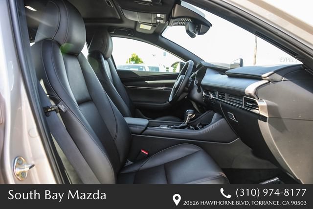 Certified 2025 MAZDA MAZDA3 Hatchback w/ Appearance Package AWD/4WD image 16