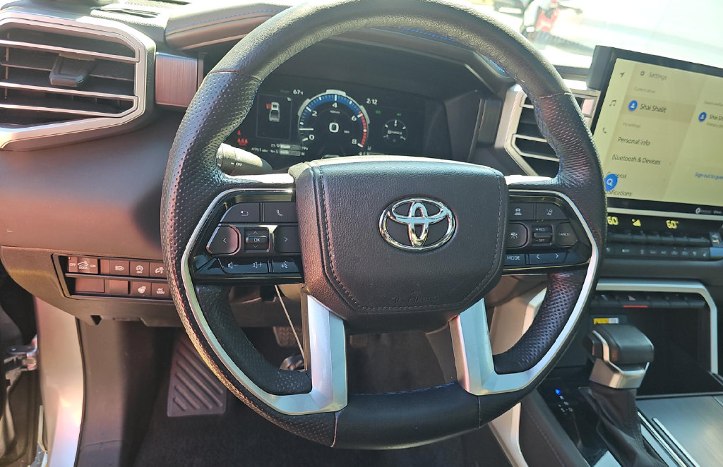 Used 2024 Toyota Tundra Platinum AWD/4WD image 10