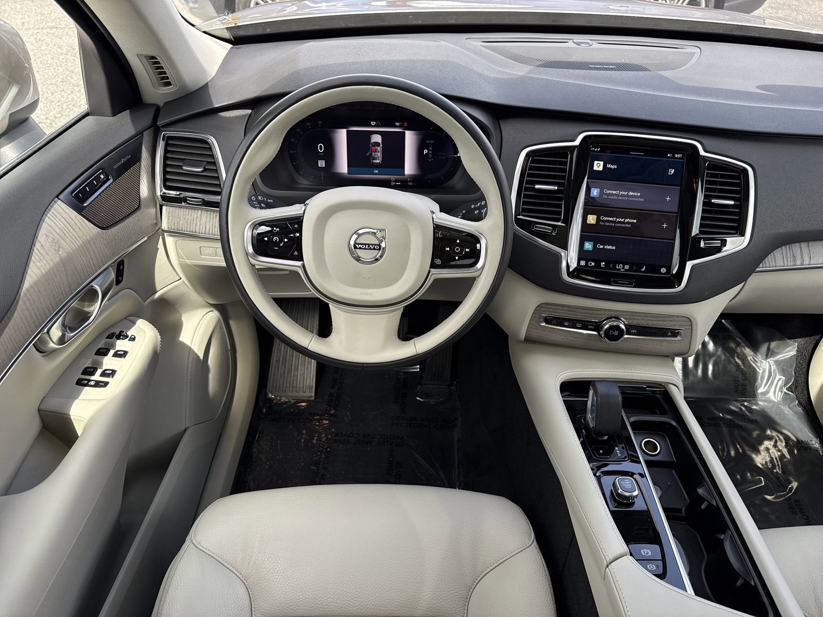 Used 2024 Volvo XC90 T8 Plus w/ Protection Package Premier image 15