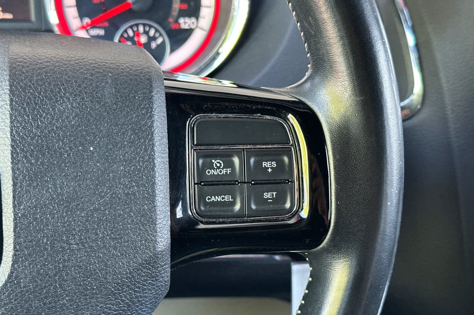 Used 2019 Dodge Grand Caravan SXT FWD image 27