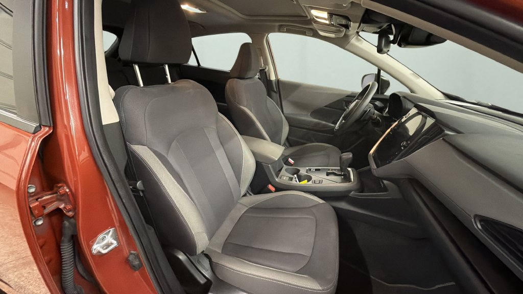 Used 2025 Subaru Crosstrek 2.5i Premium AWD/4WD image 9