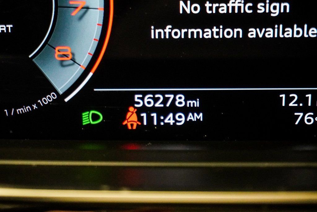 Used 2022 Audi A8 L 3.0T w/ Luxury Package image 48