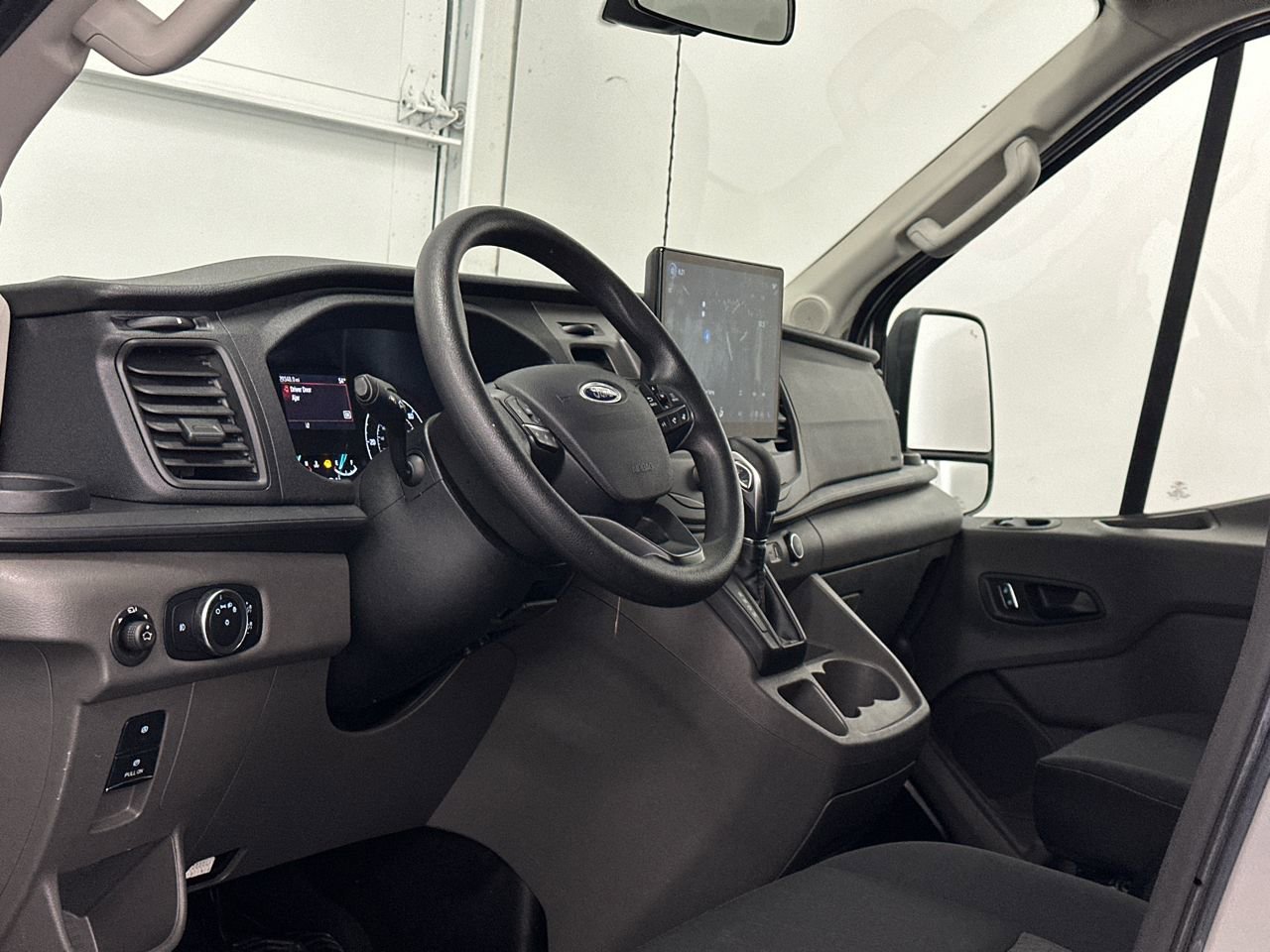 Used 2022 Ford Transit 350 XLT image 16