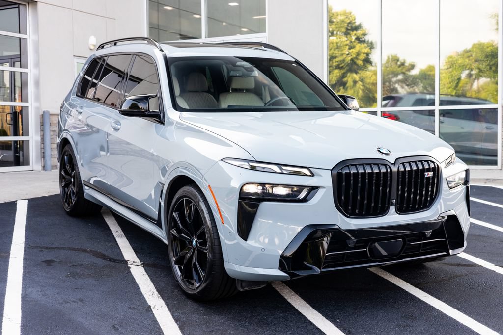Used 2024 BMW X7 M60i w/ Executive Package AWD/4WD image 7