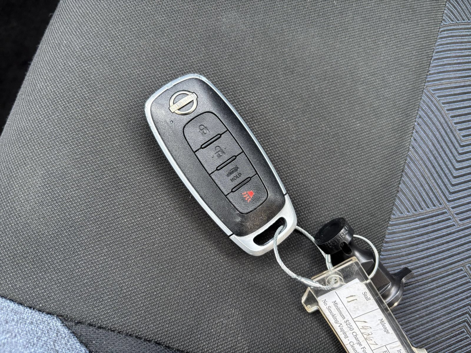 Used 2025 Nissan Versa SV FWD image 21