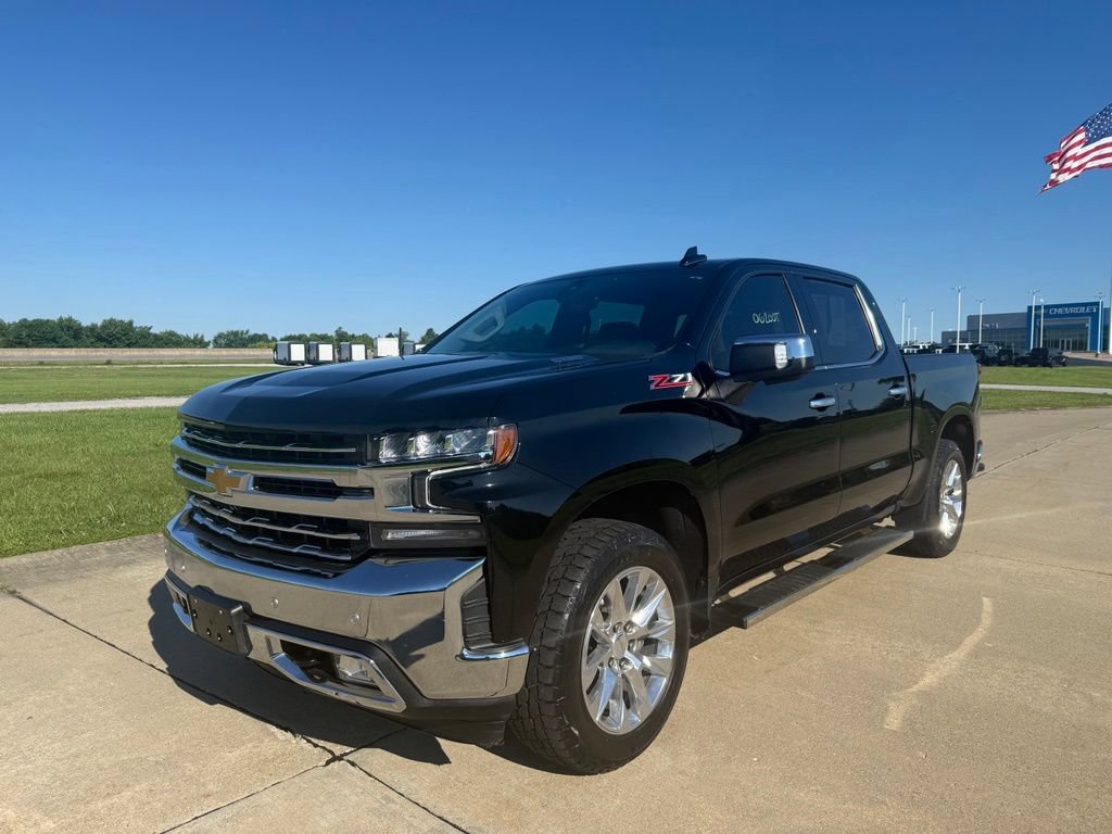 Used 2022 Chevrolet Silverado 1500 LTZ w/ LTZ Premium Package AWD/4WD image 6