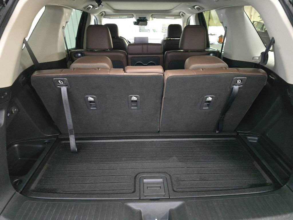 Used 2024 Honda Pilot Elite image 12