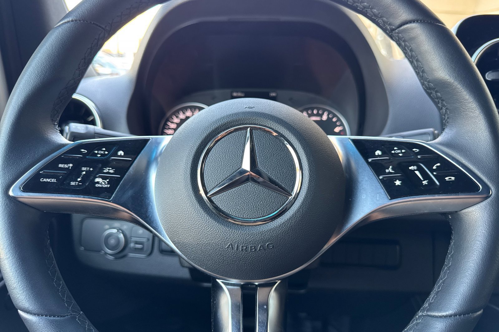 Used 2025 Mercedes-Benz Sprinter 2500 image 25