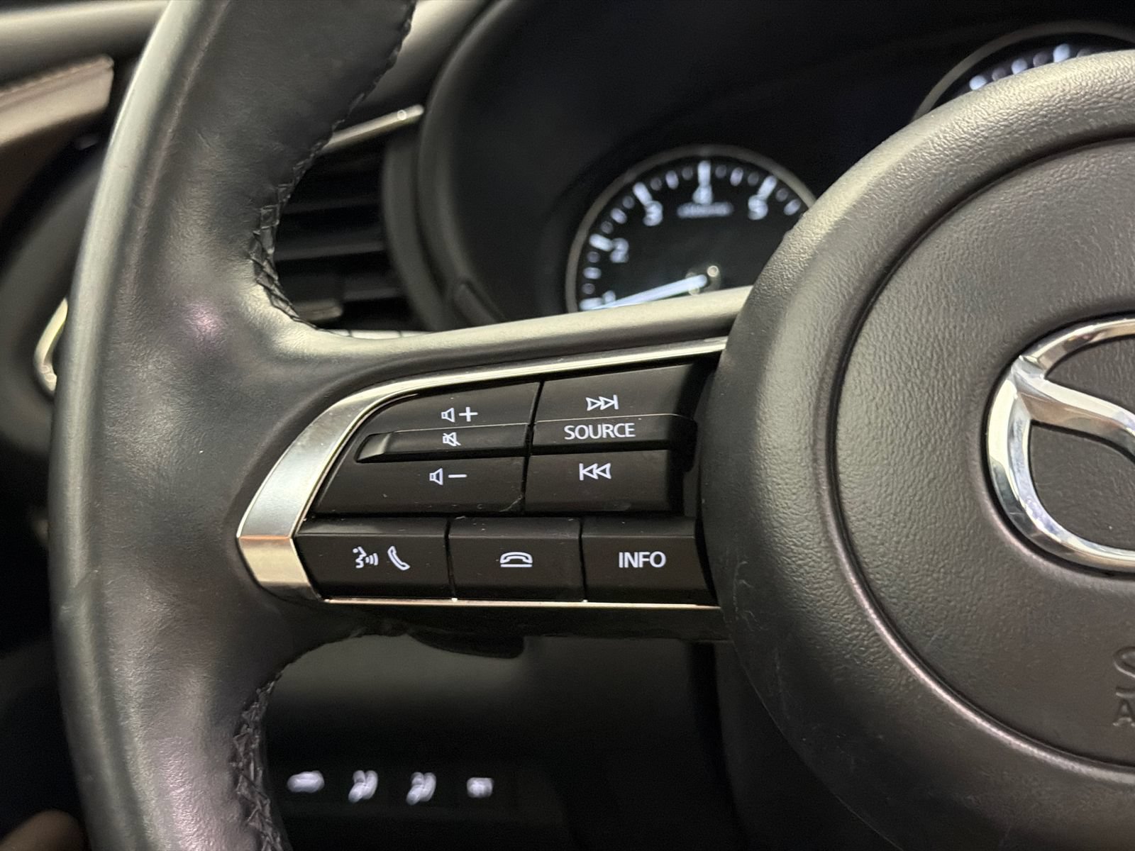 Used 2024 MAZDA CX-30 AWD 2.5 S w/ Premium Package image 23