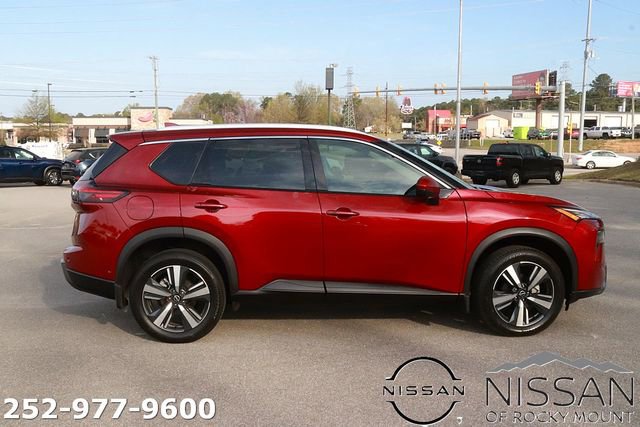 Certified 2024 Nissan Rogue SL FWD image 5