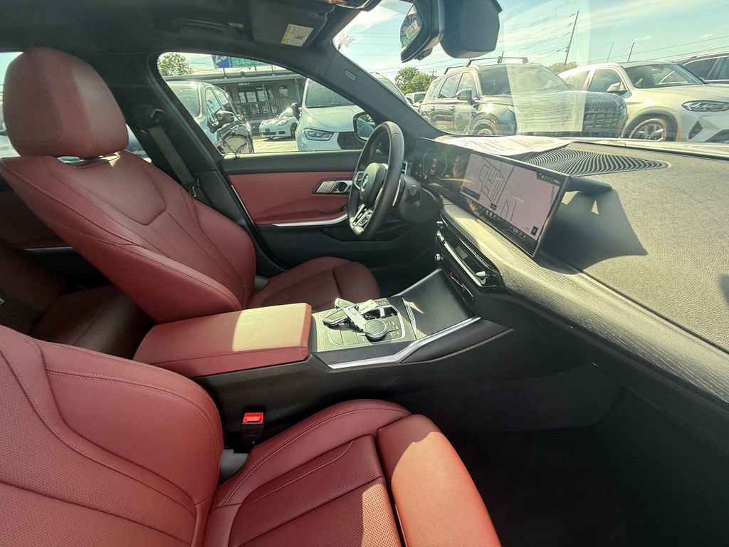 Used 2025 BMW M340i w/ Premium Package RWD image 25