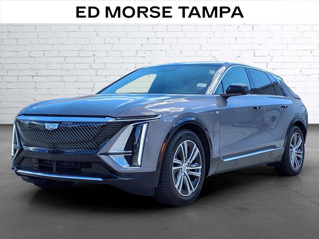 Certified 2024 Cadillac Lyriq Luxury RWD image 1
