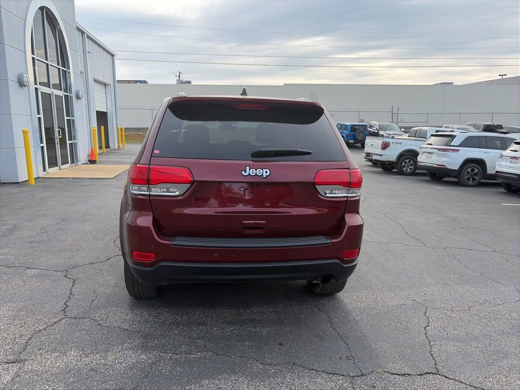 Used 2019 Jeep Grand Cherokee Laredo image 5