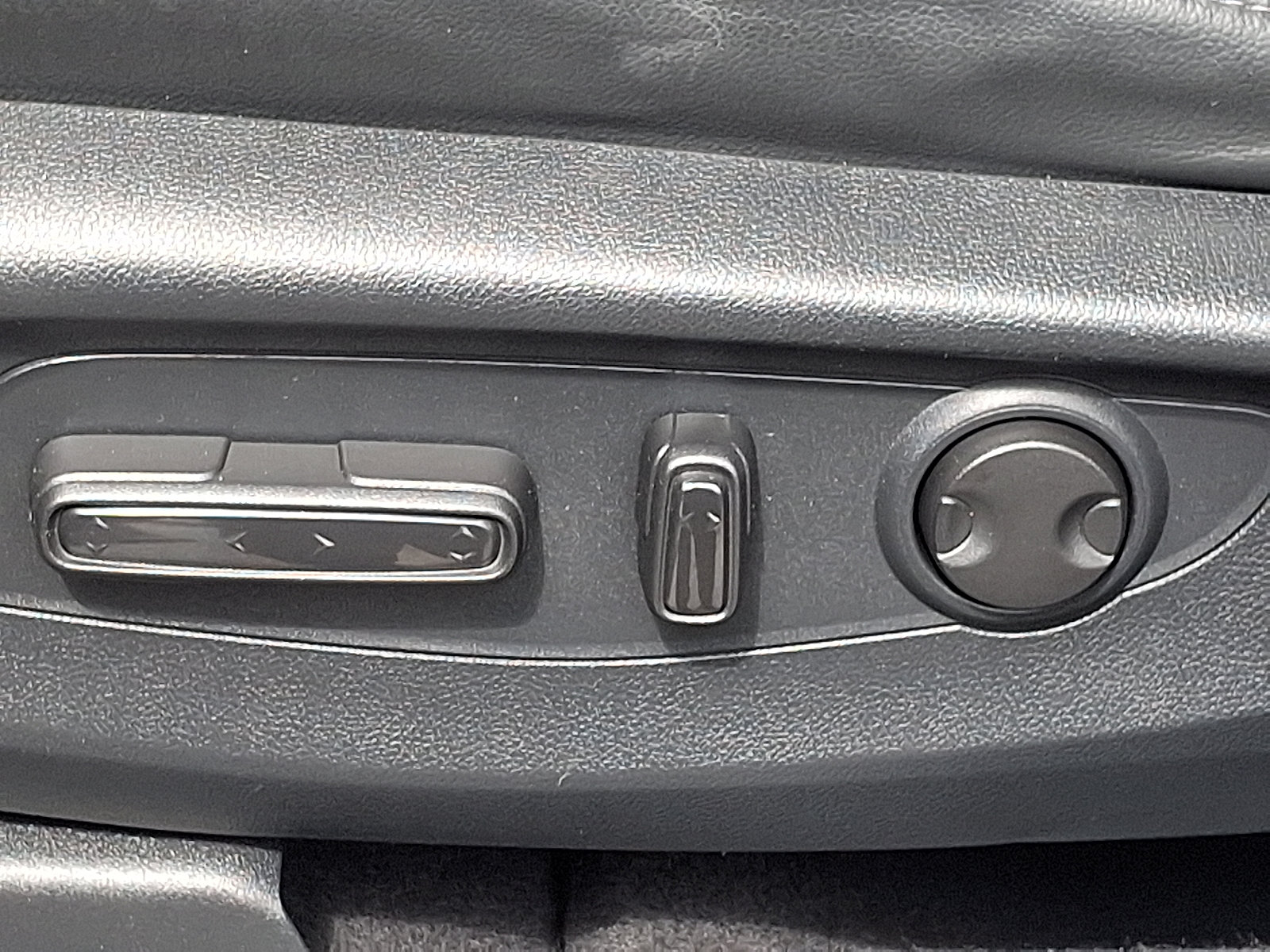 Used 2023 Honda CR-V EX-L image 27