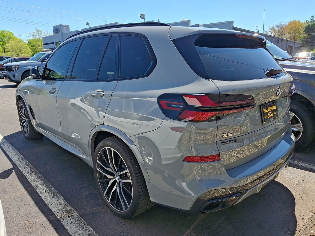Used 2024 BMW X5 M60i AWD/4WD image 6