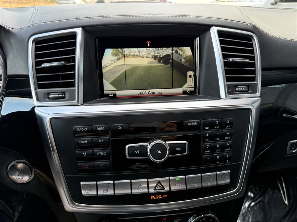 Used 2016 Mercedes-Benz GL 63 AMG 4MATIC image 33