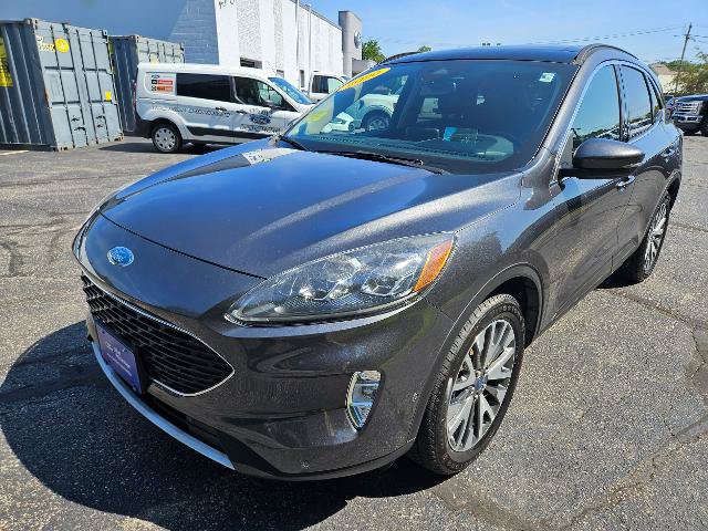 Certified 2020 Ford Escape Titanium w/ Titanium Premium Package 2.0 AWD/4WD video 1