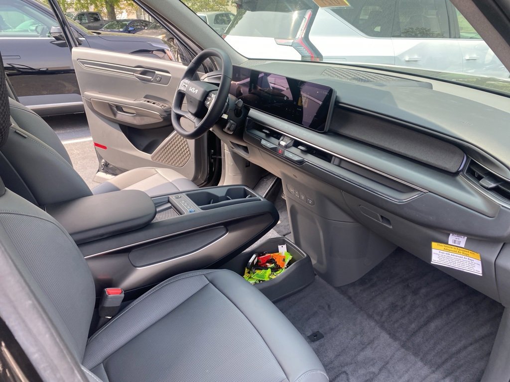 New 2026 Kia EV9 Light image 19