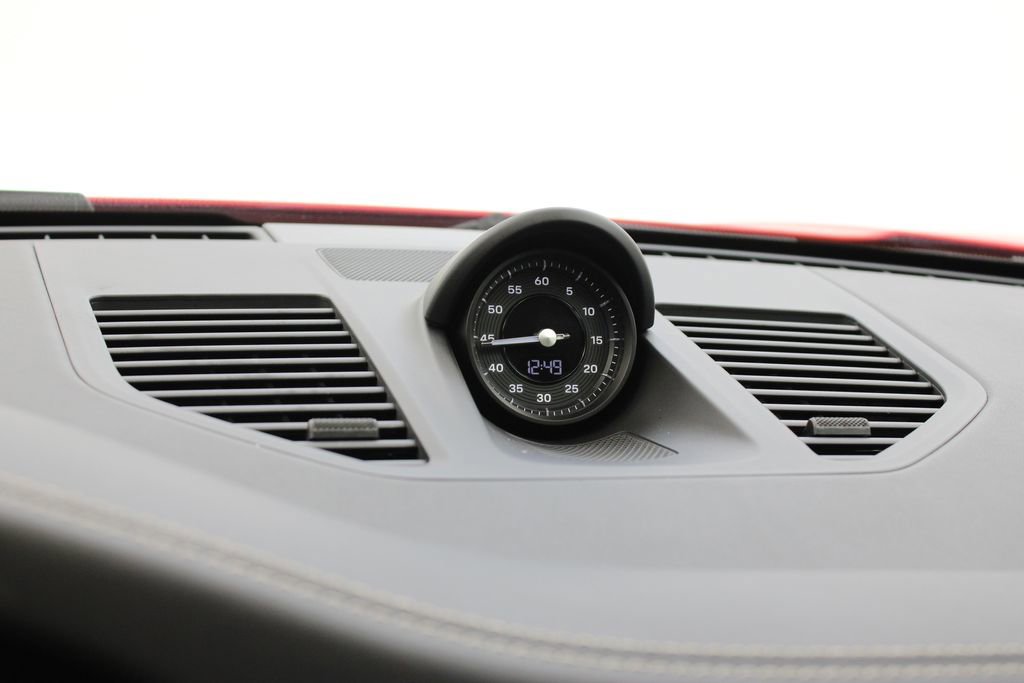Certified 2024 Porsche 911 Carrera GTS image 33