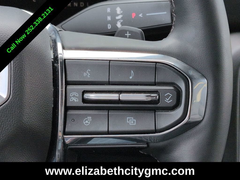 Used 2025 GMC Yukon XL Denali AWD/4WD image 27