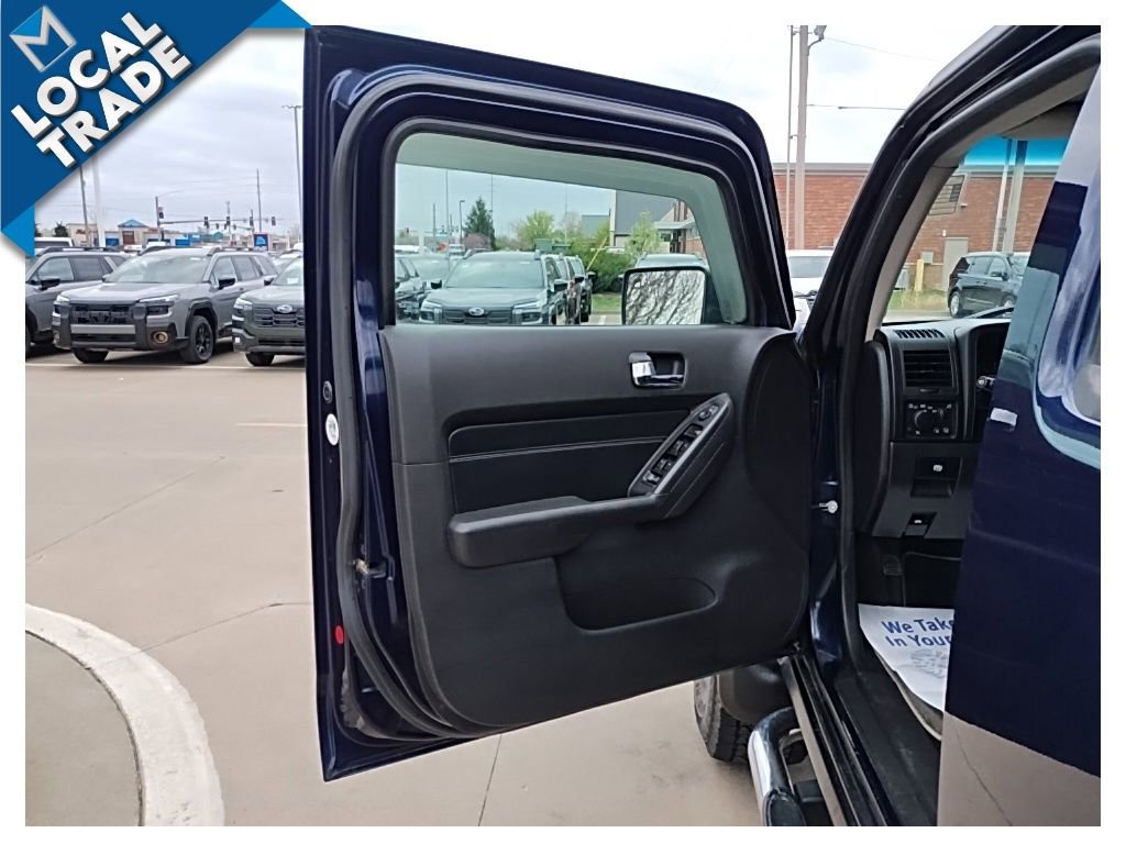 Used 2008 HUMMER H3 Luxury image 19