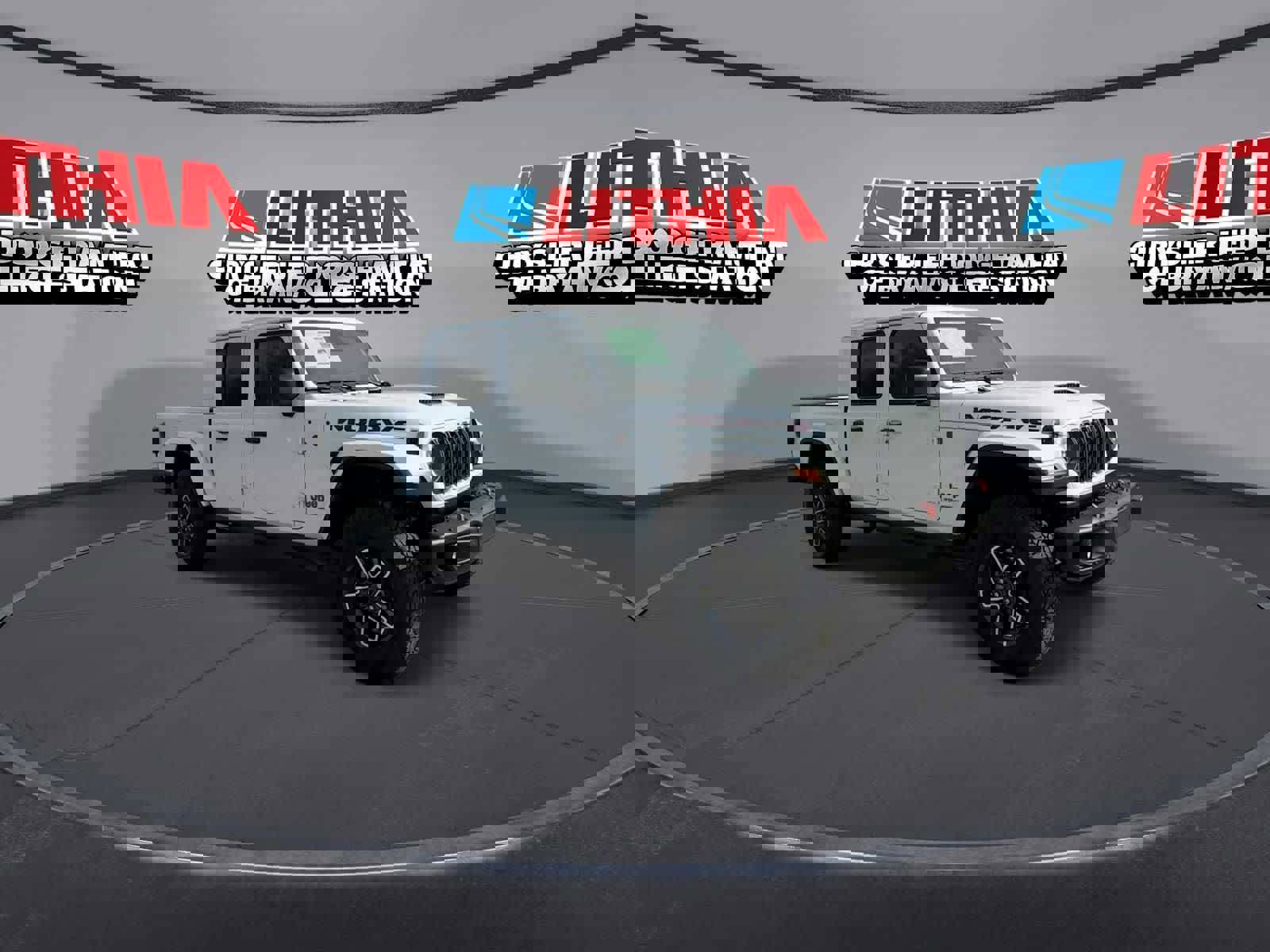 New 2026 Jeep Gladiator Mojave image 2