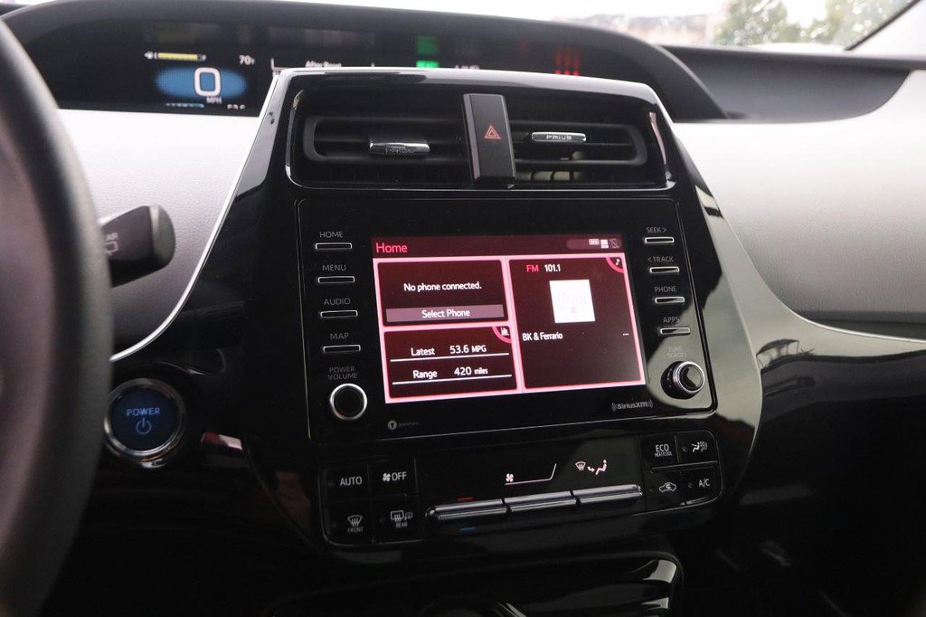 Used 2021 Toyota Prius LE FWD image 15