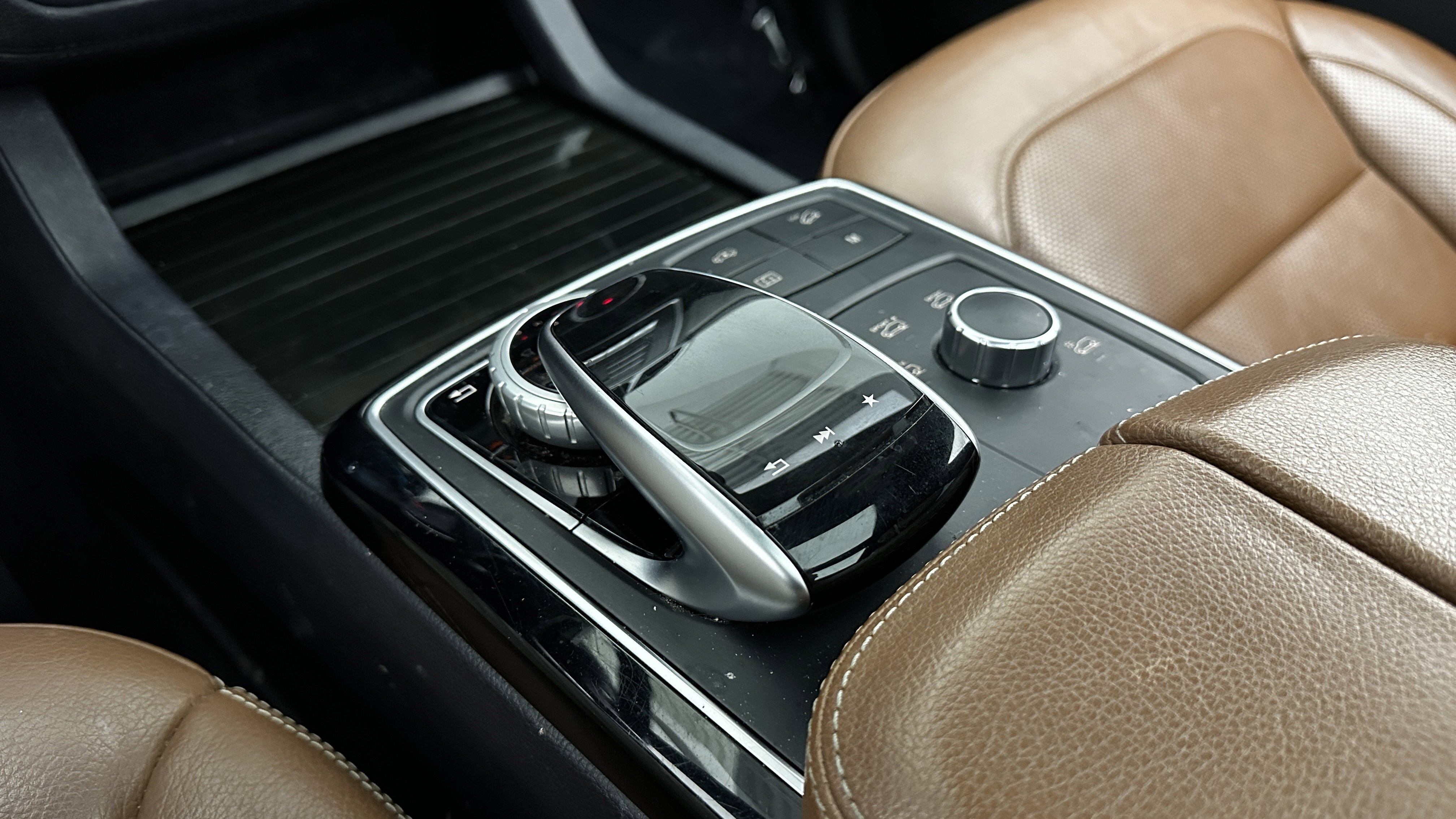 Used 2017 Mercedes-Benz GLE 43 AMG 4MATIC image 24