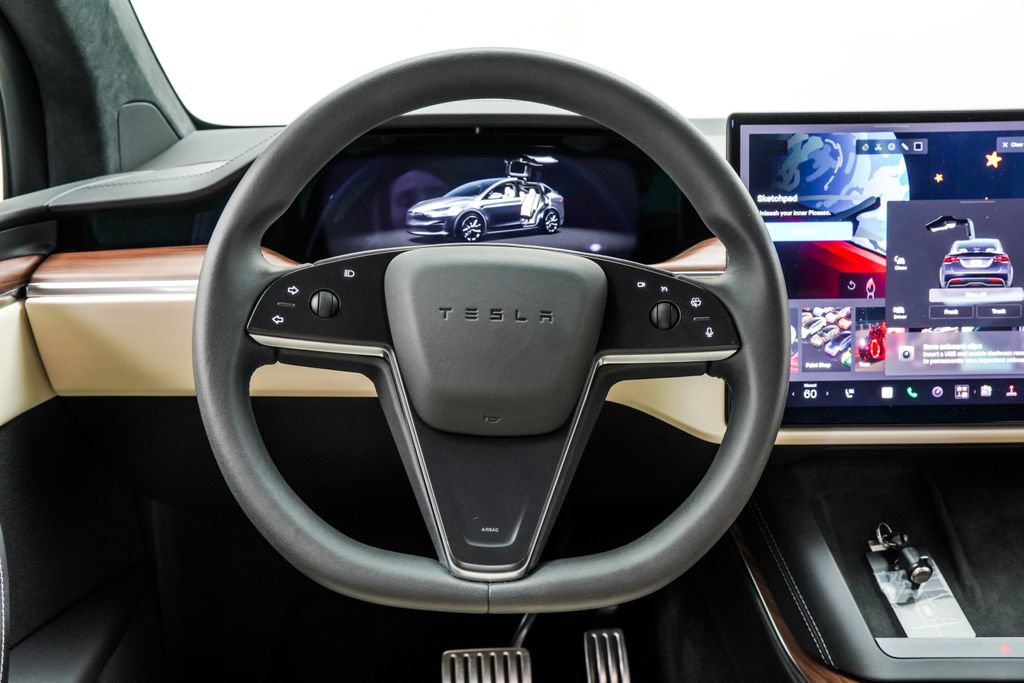 Used 2025 Tesla Model X AWD/4WD image 24