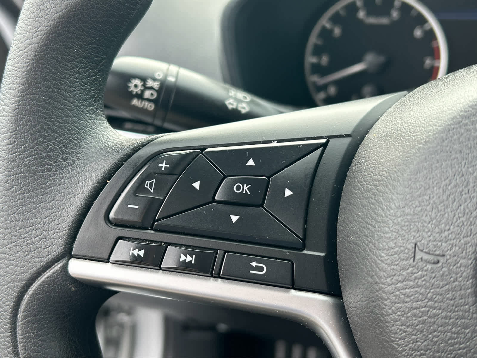 Used 2022 Nissan Altima 2.5 SV image 19