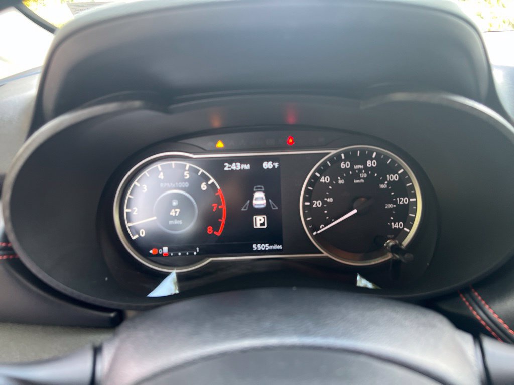 Used 2025 Nissan Versa SR w/ Trunk Package FWD image 10