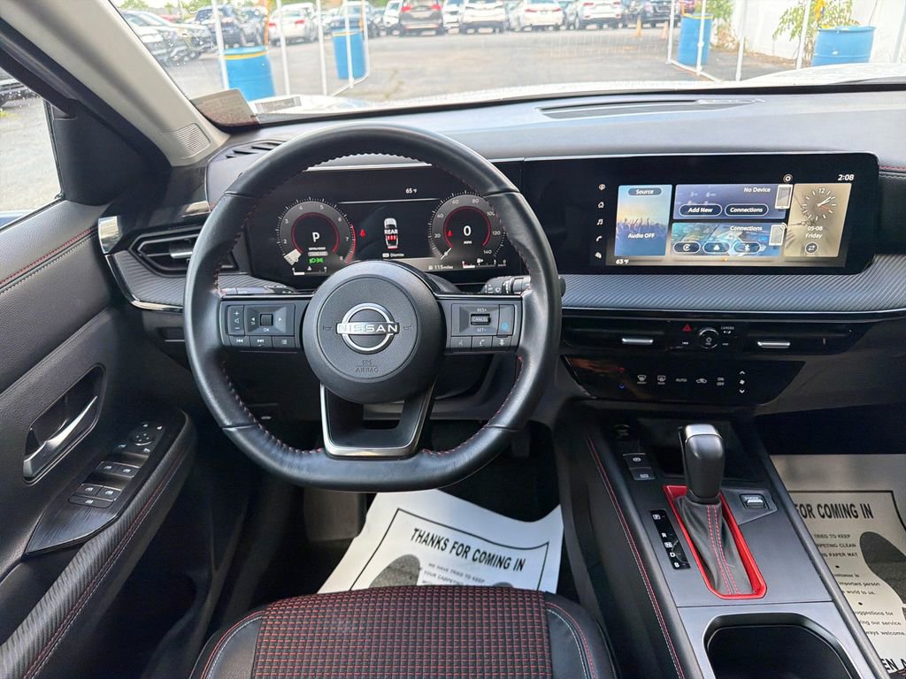 Used 2025 Nissan Kicks SR AWD/4WD image 16