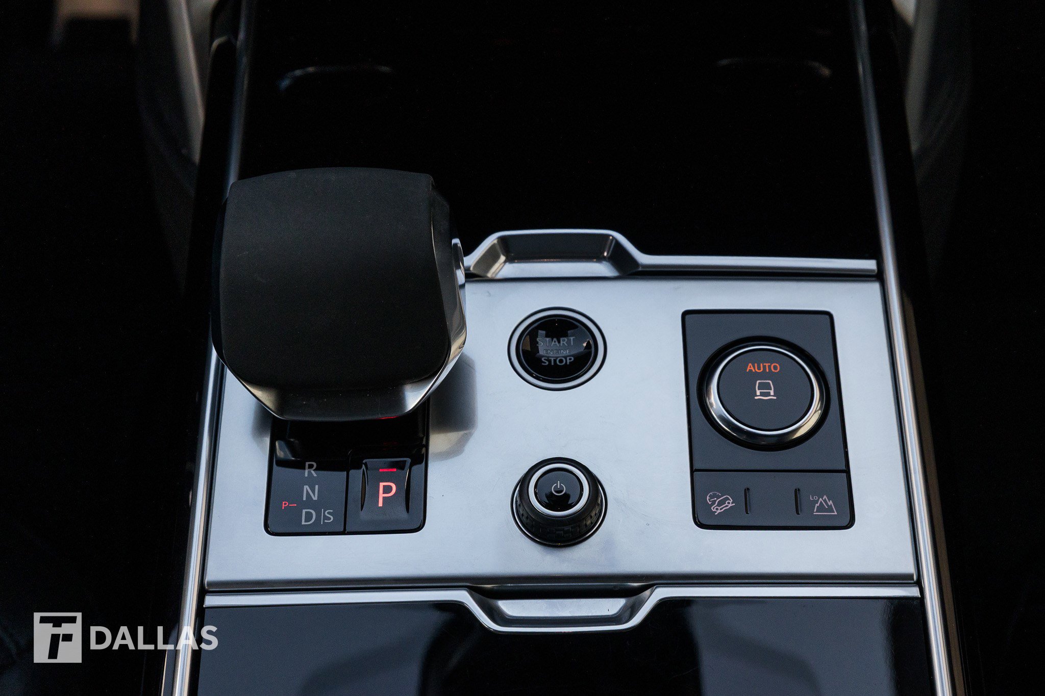 Used 2023 Land Rover Range Rover SE image 29