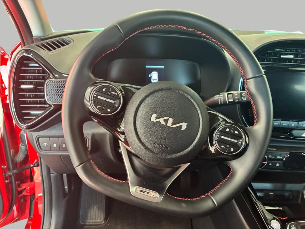 Used 2024 Kia Soul GT-Line w/ GT-Line Technology Package image 12