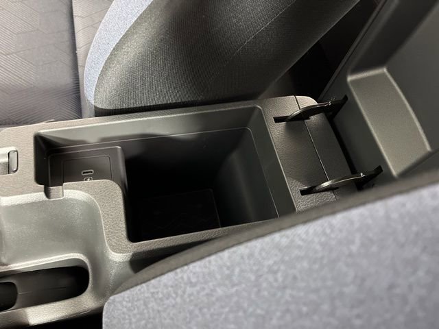 New 2025 Nissan Versa SV w/ Trunk Package image 28