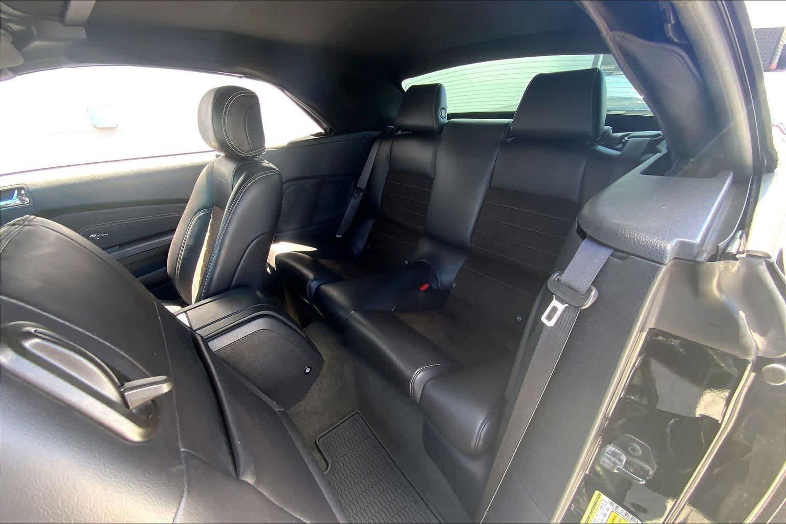 Used 2014 Ford Mustang GT Premium w/ Electronics Package RWD image 27