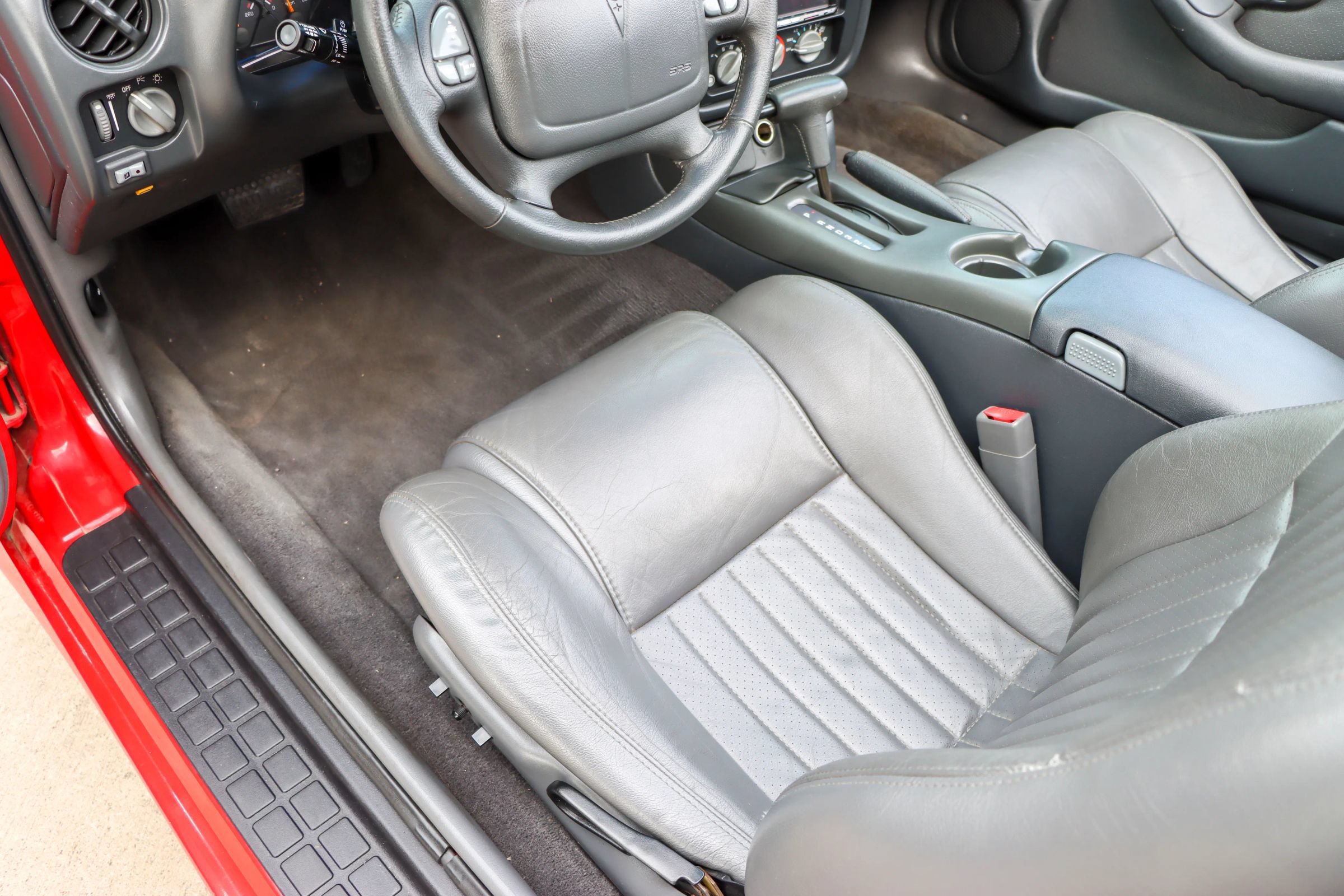 Used 1999 Pontiac Firebird Trans Am RWD image 23