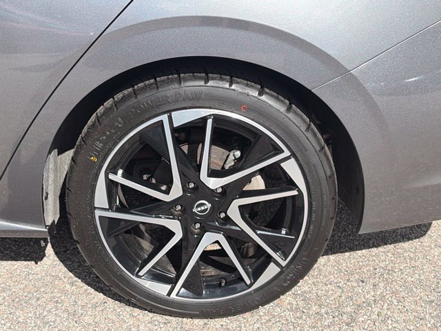 Used 2024 Nissan Sentra SR FWD image 18