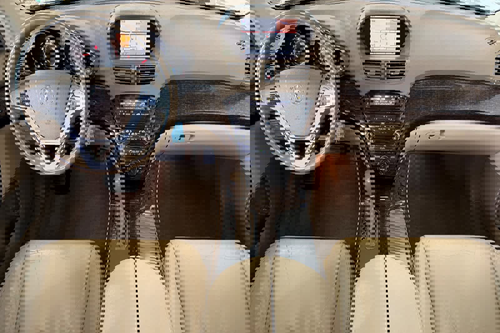 Used 2013 Acura MDX w/ Technology & Entertainment image 3