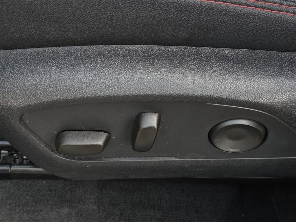 Certified 2025 Chevrolet Traverse RS w/ LPO, Floor Liner Package image 37